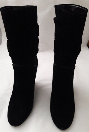 AUTHENTIC LOUIS VUITTON CATE SUEDE WEDGES BOOTS SIZE 39_OR_US 8.5_BLACK_$1,230 - Picture 4 of 11