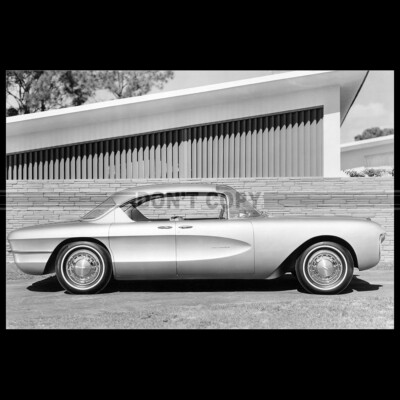Photo A.032075 CHEVROLET BISCAYNE 1955 CONCEPT CAR