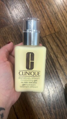 Clinique Dramatically Different Moisturizing Gel With Pump 4.2oz New mix