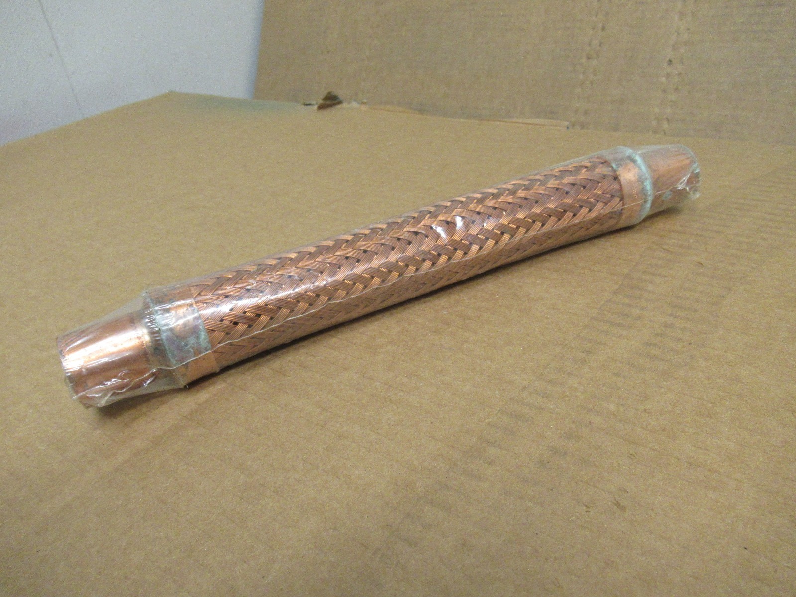 NO NAME REFRIGERANT BRAIDED FLEX HOSE 13" LENGTH 1" ID COPPER WP 600