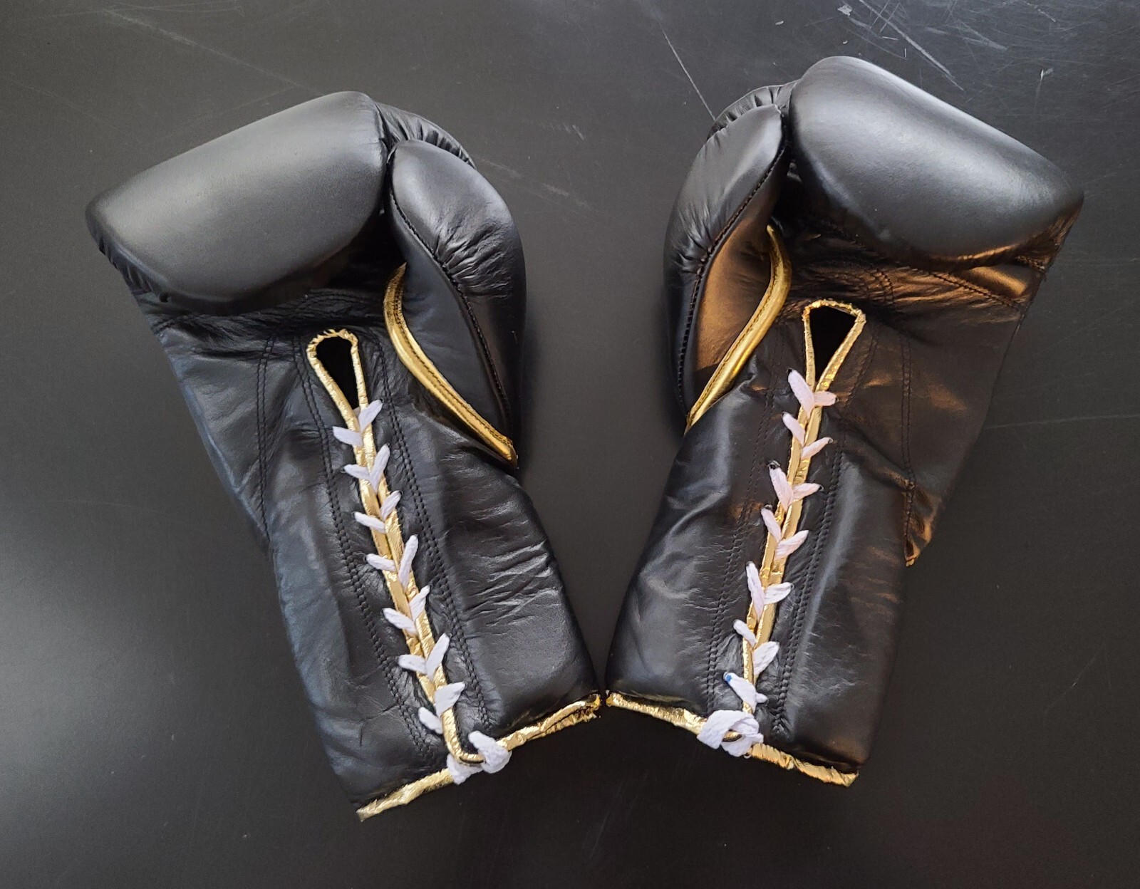 Campeon Boxing Gloves Professional Grade Genuine Leather Mexico Black