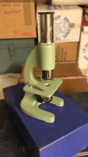 MICROSCOPE Ancien Excellent Etat dans sa Boîte
