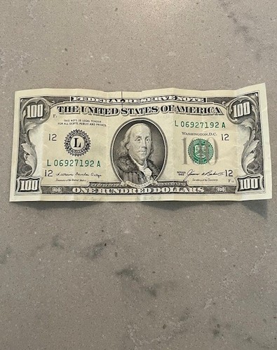 4 -1985 crisp $100 dollar bills - Picture 8 of 10