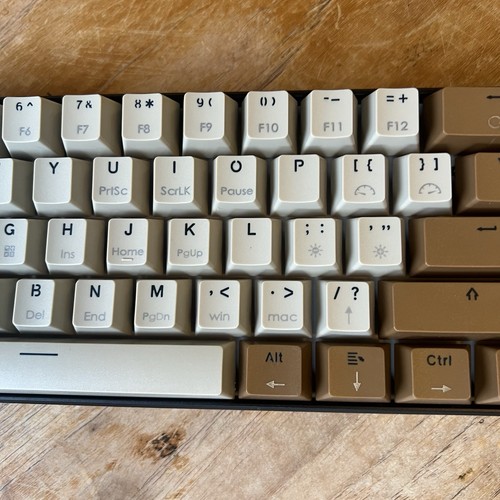 READSON 61 Key Mechanical Gaming Keyboard Wired Brown Switches Boxed Unused - 第 6/18 張圖片