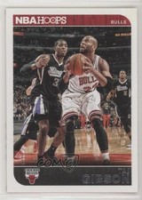 2014-15 NBA Hoops Taj Gibson #25 0w8