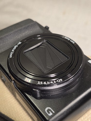 Sony DSC HX50 20.4MP 30x Zoom Kompakt-Digitalkamera - Schwarz - Bild 7 von 19