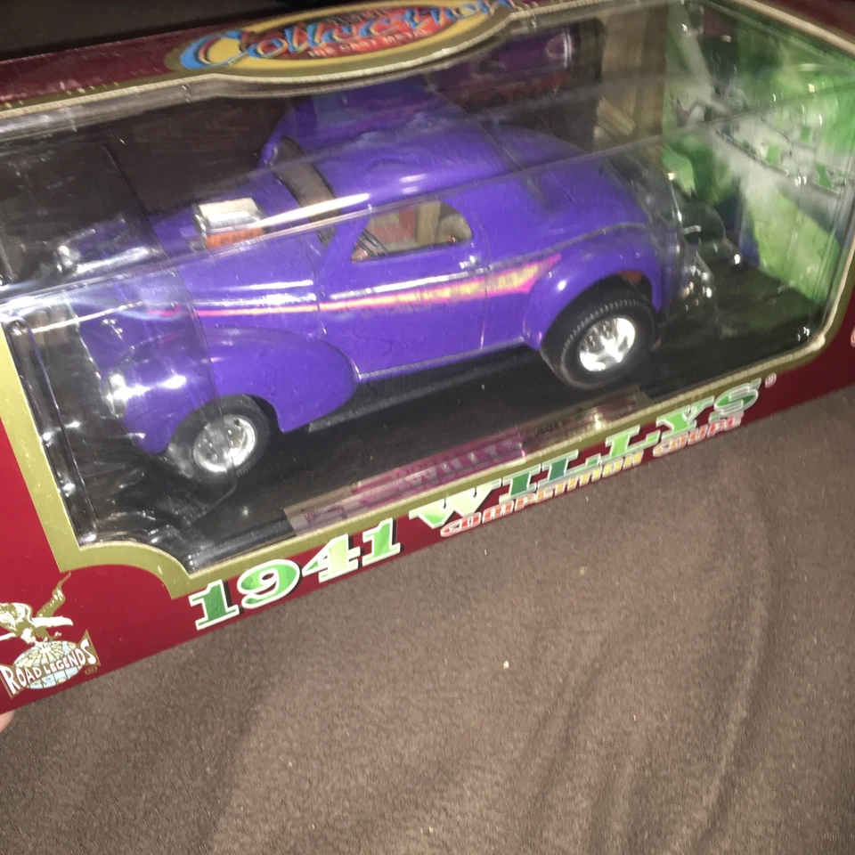 Road Legends 1941 Willys Competition Coupe Hot Rod purple 1:18 Scale Die Cast - Image 2 of 4
