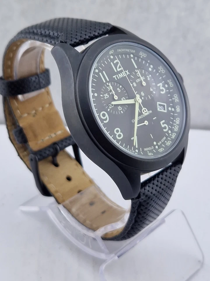 Orologio Chrono TIMEX Nero T2N389 Indiglo WR100m Quartz Usato 42 mm. Uomo - Imagen 2 de 4
