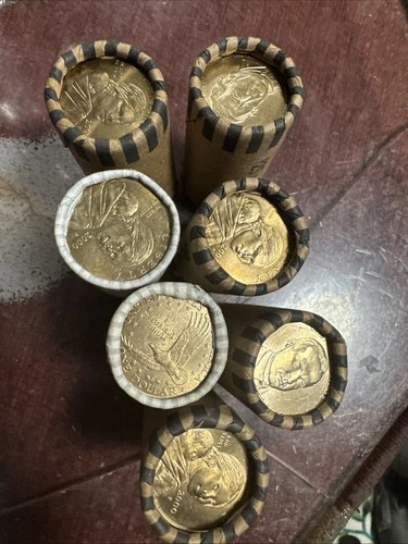 2000 P Sacagawea One Dollar Coin US Liberty Gold Uncirculated Philadelphia