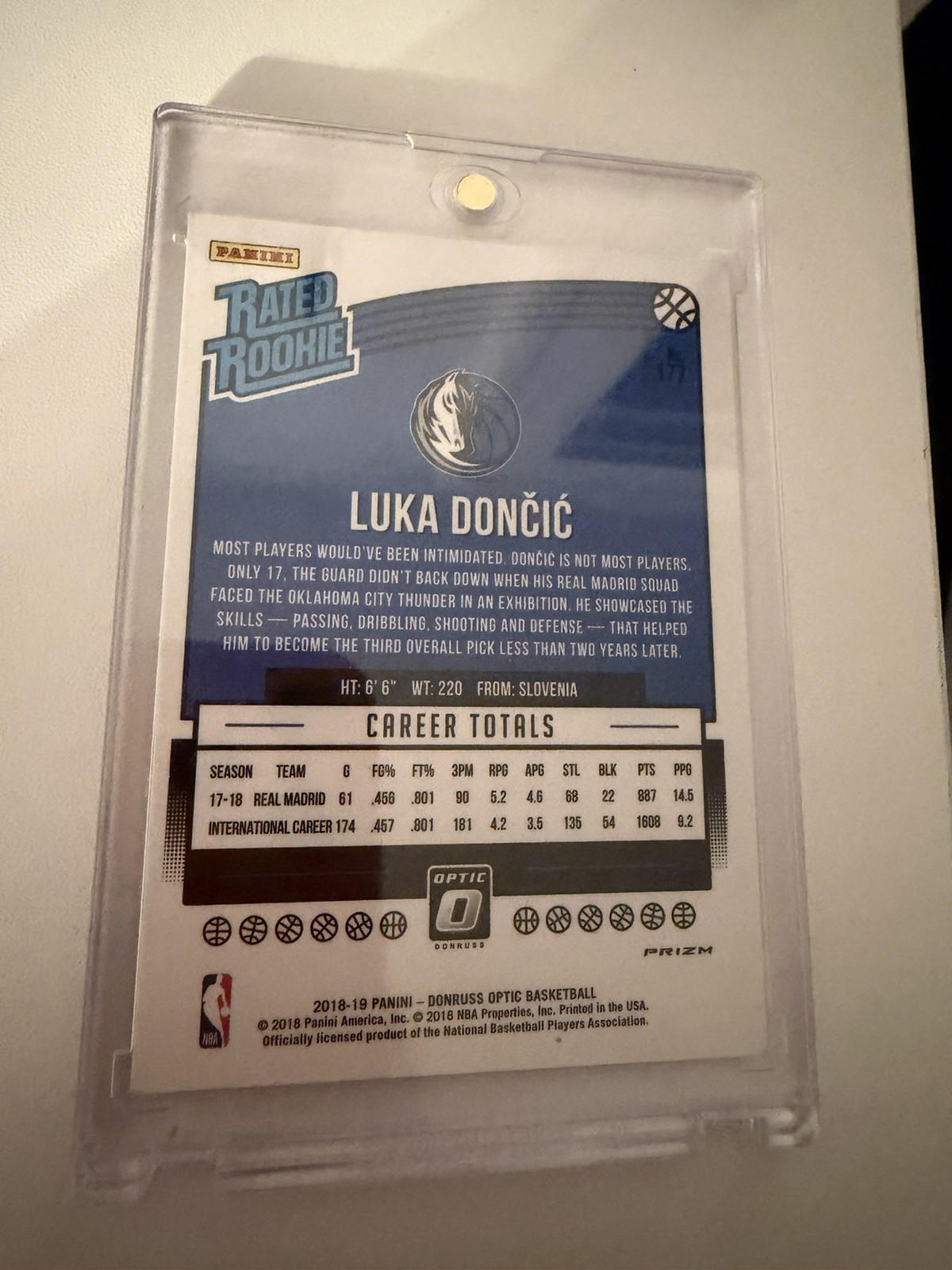 LUKA DONCIC AUTO SIGNED 2018-19 PANINI DONRUSS OPTIC SHOCK RATED RC ROOKIE PROOF view 2