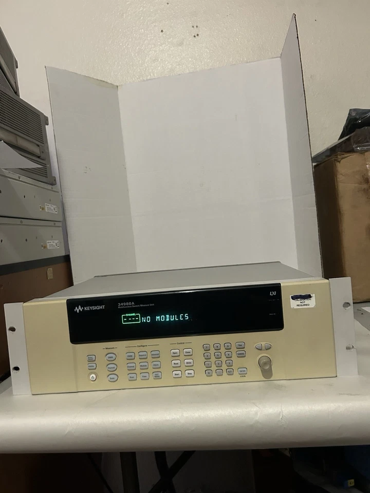 Interruptor multifunción Keysight 34980A Foto 2 de 4