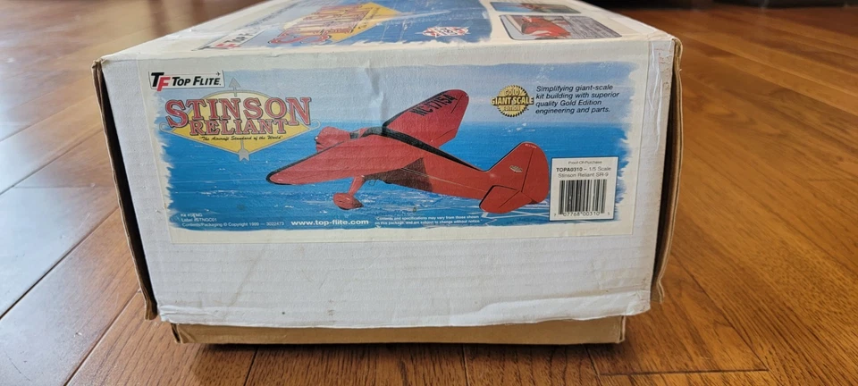 Top Flite Gold Edition Stinson Reliant SR-9 RC kit with Fiberglass Accessories - Image 4 of 4