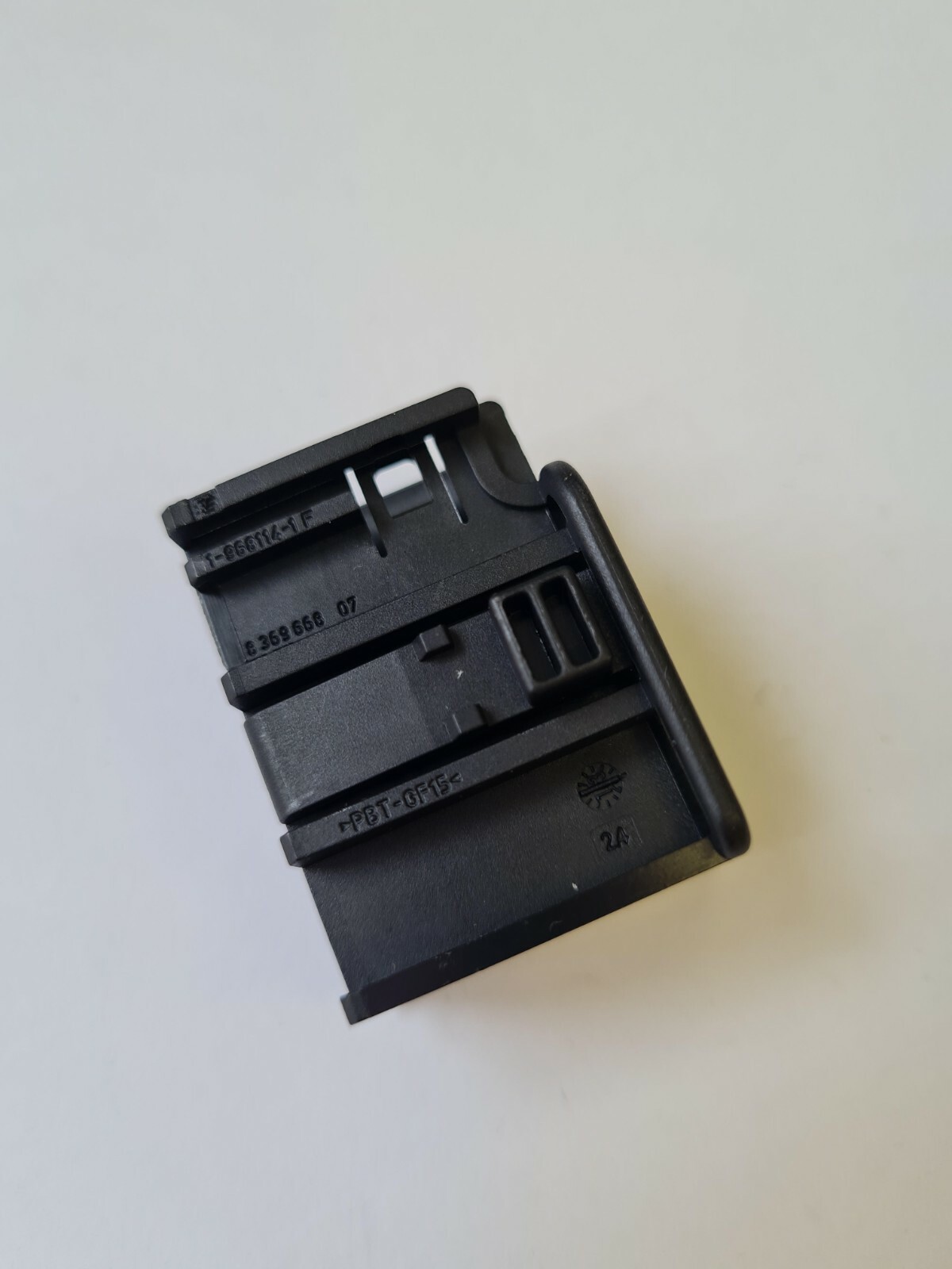 Genuine BMW 13 Way Covering Cap 61138369668 | eBay