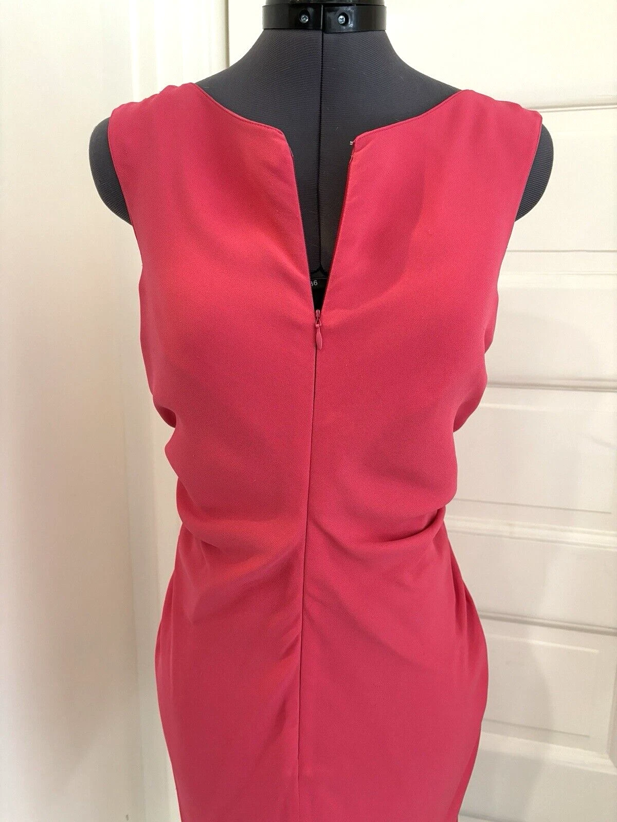Abito Valentino Boutique fucsia increspato con zip sul davanti 6