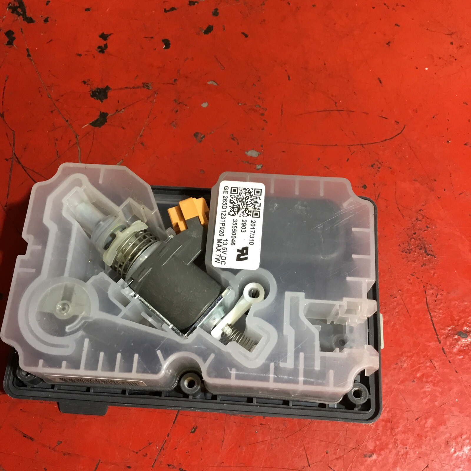 GE DISHWASHER SOAP DISPENSER OEM P/N 35550046 265D1231P020 WD12X24058