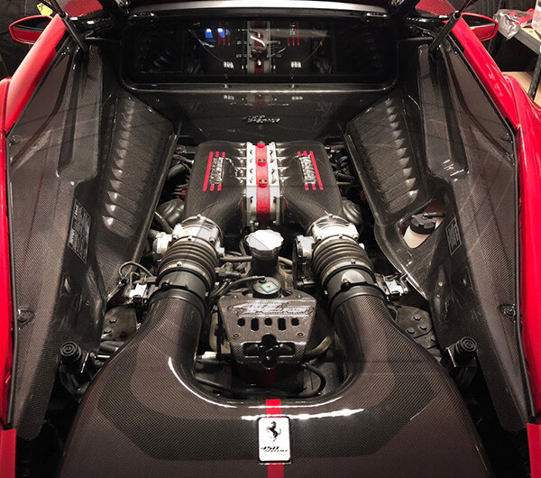 Ferrari 458 Italia & Speciale Carbon Fiber Engine Covers (Incl. OEM Stickers)