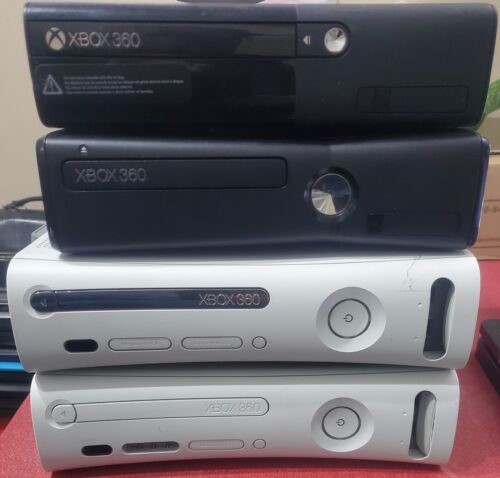 LOT OF 4 Refirbished X-BOX 360's 2 FAT & 2 SLIM *CONSOLES ONLY* TESTED & WORKING - Afbeelding 1 van 16