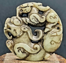 Antique Old Jade Hetian Dragon Pendant Sculpture Chinese Crafts