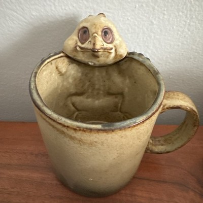 Vintage GIFTCRAFT Bird On A Mug 3D Figural Stoneware Pottery Made In Japan