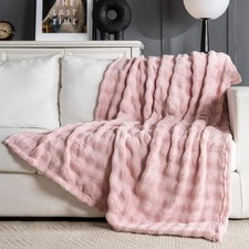 Pink Faux Fur Throw Blanket for Couch, Soft Fluffy Bubble Blanket for Bed Sof...