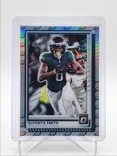 DEVONTA SMITH 2025 DONRUSS OPTIC TEAM LOGO PRIZM EAGLES #28 /32 Q4588