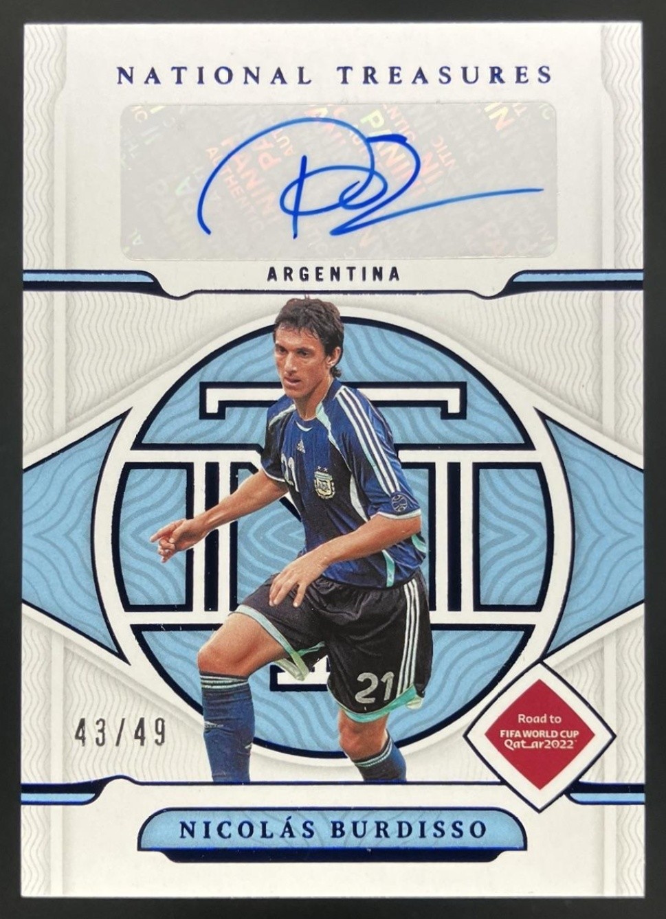 2022 National Treasures FIFA Nicolas Burdisso Signatures Sapphire /49 Auto