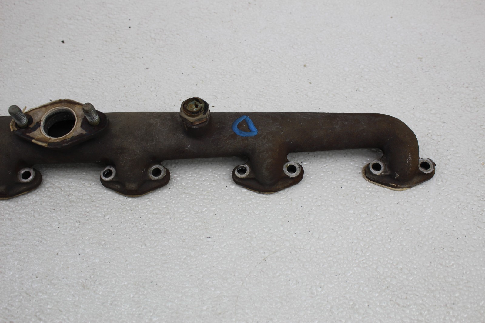 99-01 FERRARI 456 M LEFT SIDE WATER MANIFOLD HEAD