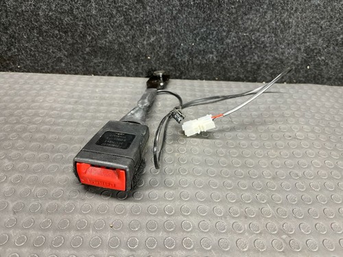 BMW 3 G20 G21 2023 Gurtschloss vorne 7359090 SNX1607