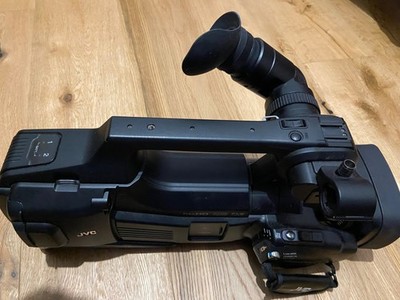 JVC Gy-HM 70e Camcorder High Definition TOP ZUSTAND! Nahezu unbenutzt