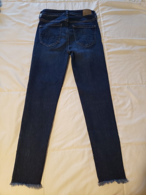 American Eagle Straight Leg fit Factory Design Ankle Blue Jeans Size 2