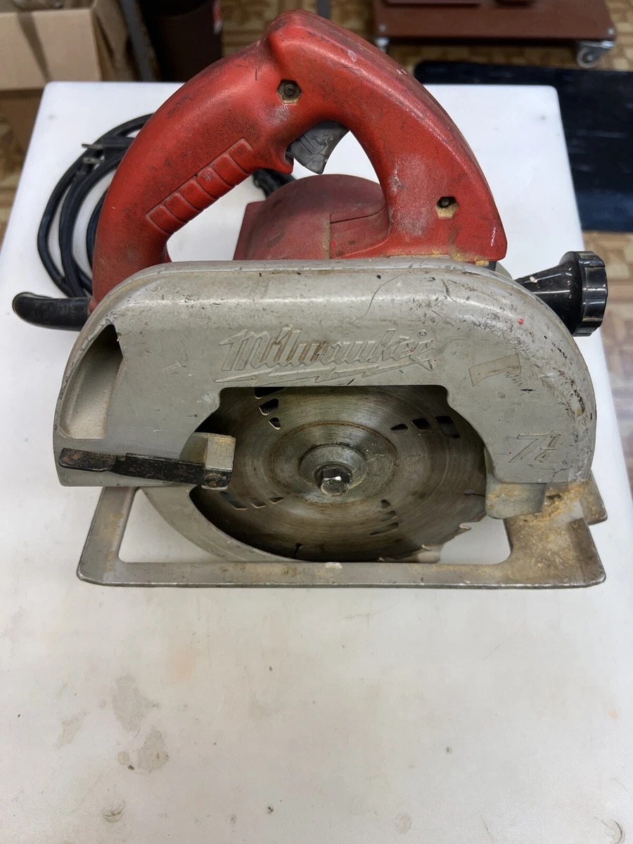 Milwaukee corded skill saw outlet
