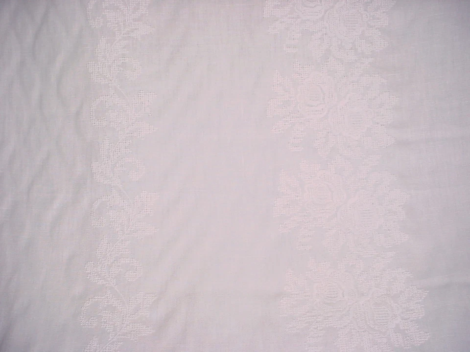 Tela de tapicería camafeo bordado lino georgica 2-1/8 años Ralph Lauren LFY65317F Foto 4 de 4