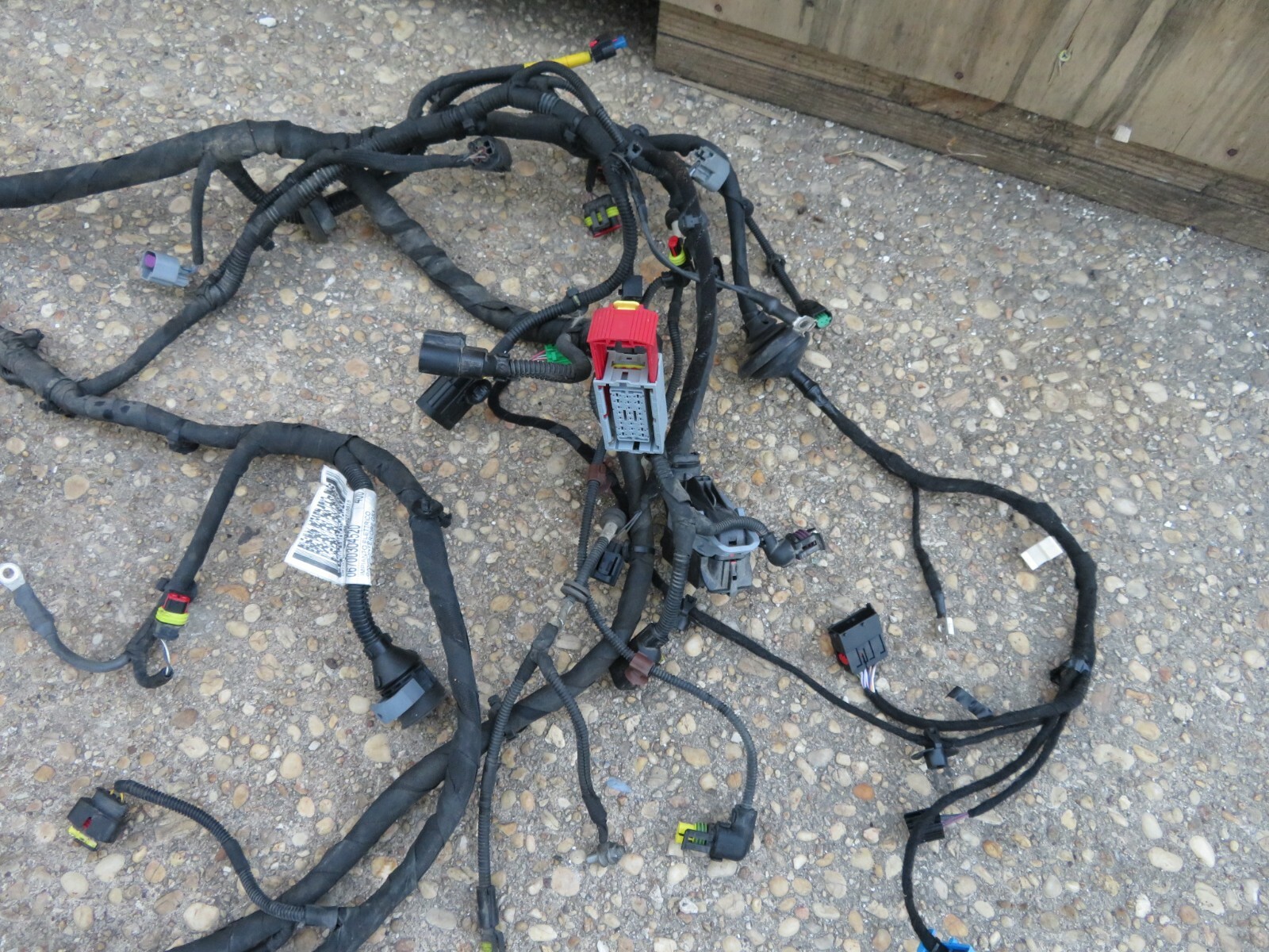 2014 - 2017 MASERATI GHIBLI RWD HOOD ENGINE WIRE WIRING HARNESS W/ FUSE BOX OEM