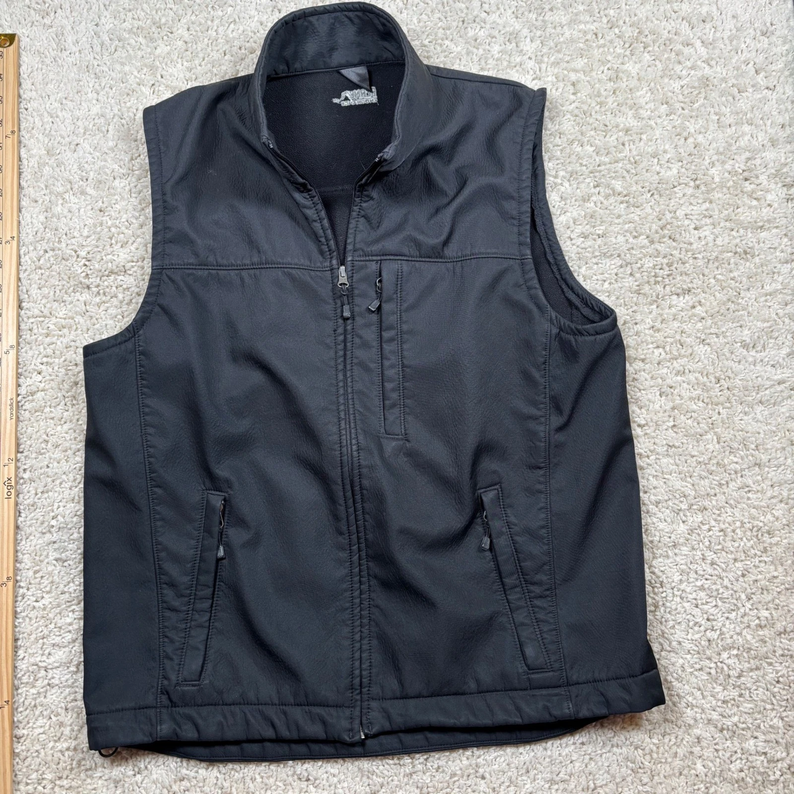 Berne Endurance Softshell Vest Mens Large Black Excellent Fleece Lined
Opens in a new window or tab