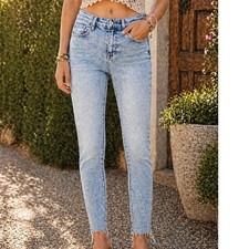 Fashion Nova Womens High Waisted Light Acid Wash Raw Hem Mom Jeans Size 11/30