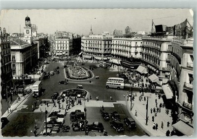 38249642 - Madrid Omnibus Auto Geschaeft Puerto del Sol Stadt Madrid 1959