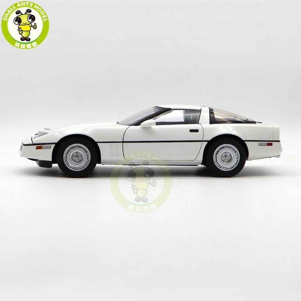 1/18 Autoart 71243 Chevrolet Corvette C4 1986 Diecast Model Car Gifts For Father - Image 2 of 4