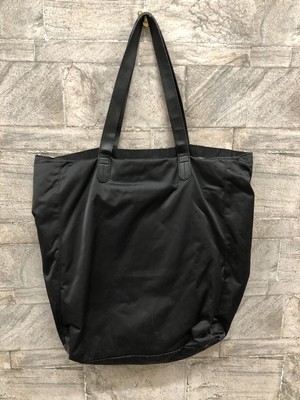 【lululemon】ナイロン ホールドオール バッグ 黒 LW9FNCS_3385_1_640x.webp