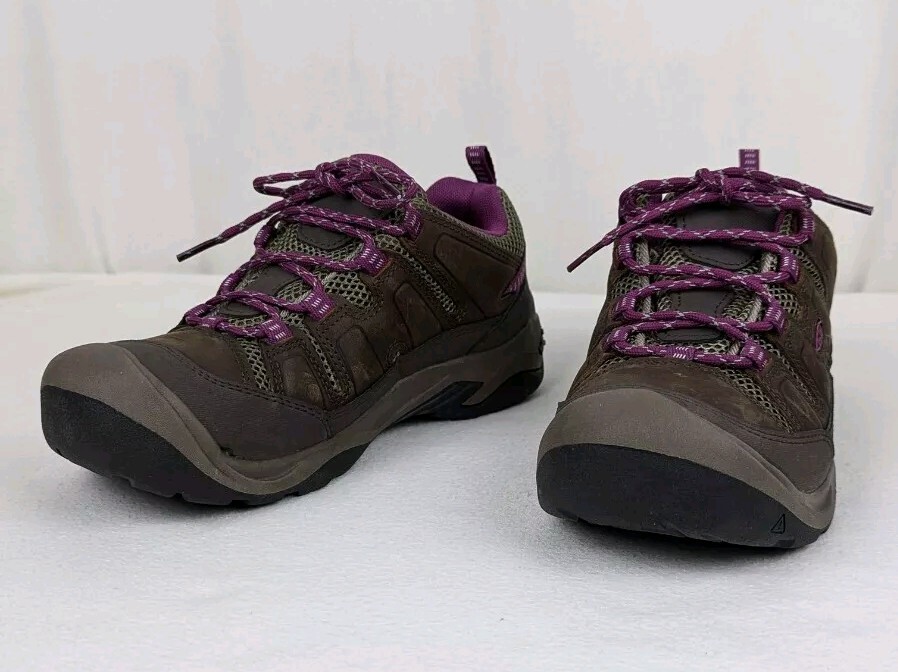 Scarpe da trekking KEEN Circadia da donna taglia 7 5 W marrone tacco blocco LuftCore