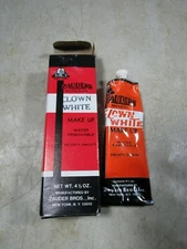 Vintage Zauders Superior Clown White Make Up 4.5 Oz 