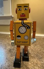 Robot Lilliput Wind-Up Walking Robot NP 5357