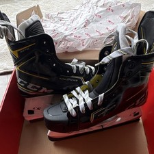 CCM Super Tacks 9370 Senior Ice Hockey Skates 9 D Black SpeedBlade XS Holder
