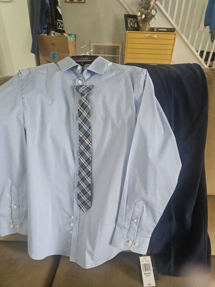 Camisa de vestir para niños Van Heusen azul marino/azul claro pantalones corbata talla 10/12 Husky nueva con etiquetas 3 piezas  Foto 2 de 4