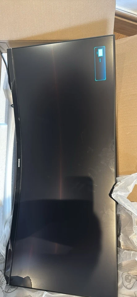 Samsung Odyssey G5 34" 165Hz Curved Gaming Monitor - Image 2 of 4