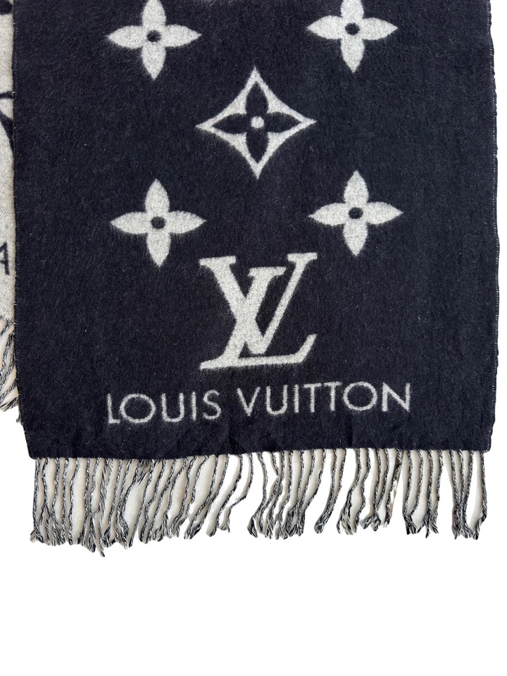 Bufanda de cachemir con monograma gris/negro de Louis Vuitton Foto 4 de 4