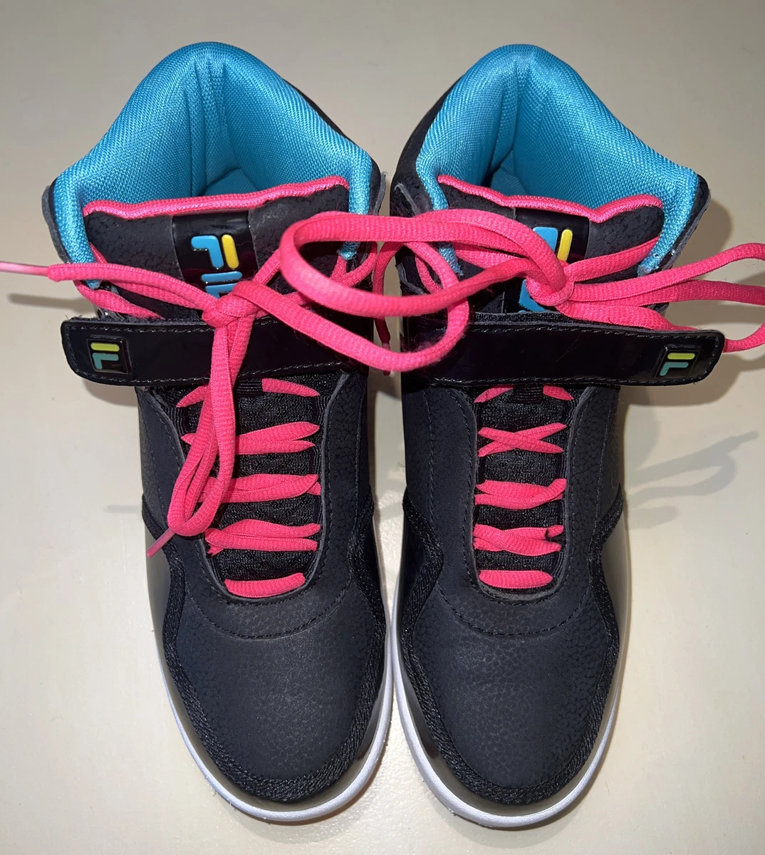 Fila no hotsell lace sneakers
