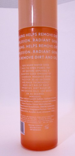 Vitamin-C Brightening Cleanser Exfoliating Gel with Grapefruit Scent, 8oz. - Picture 2 of 11