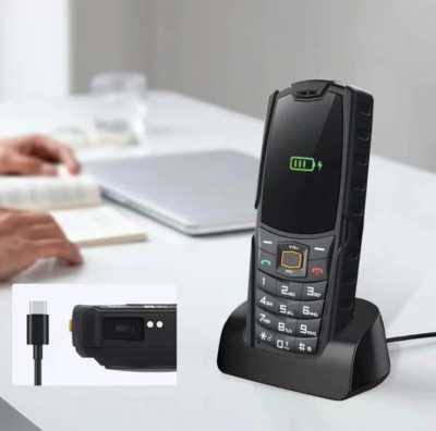 Téléphone Robuste AGM M7 Clavier 4G LTE Android - IP68 2500mAh