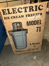 Electric Ice Cream Freezer Model 71 Almond Richmond Cedar Works 4 Quart Maker 