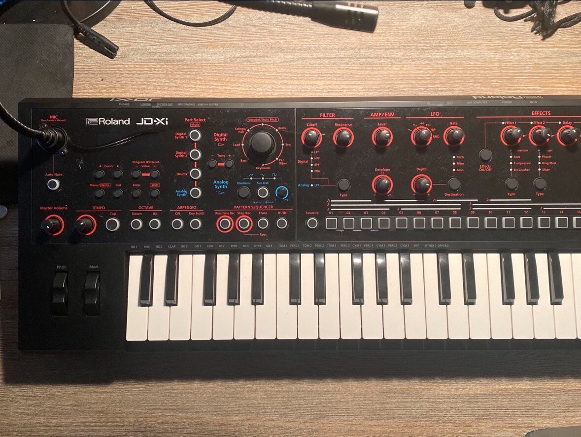 Roland JD-XI 持ち運び袋付き(未開封)アナログシンセサイザー $_12.JPG?set_id=880000500F